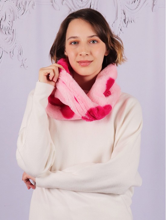 Heart Plot Plush Loop Premium Scarf